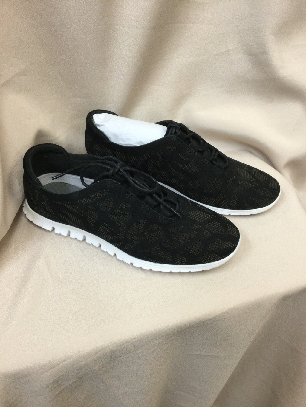 COLE HAAN SNEAKERS