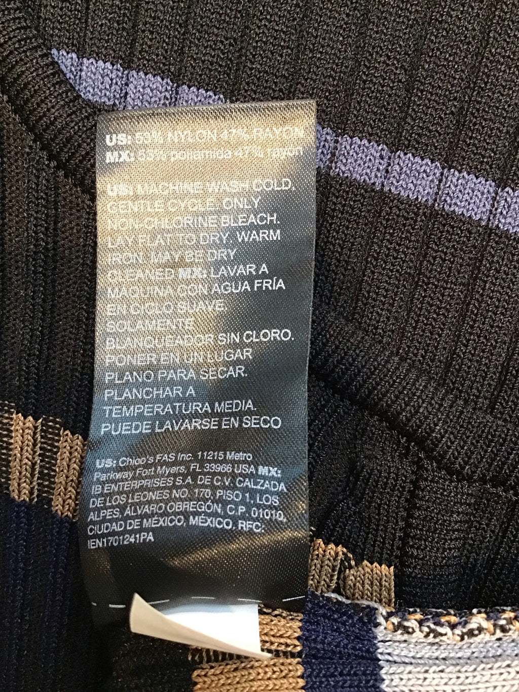 WHITE HOUSE BLACK MARKET TOP