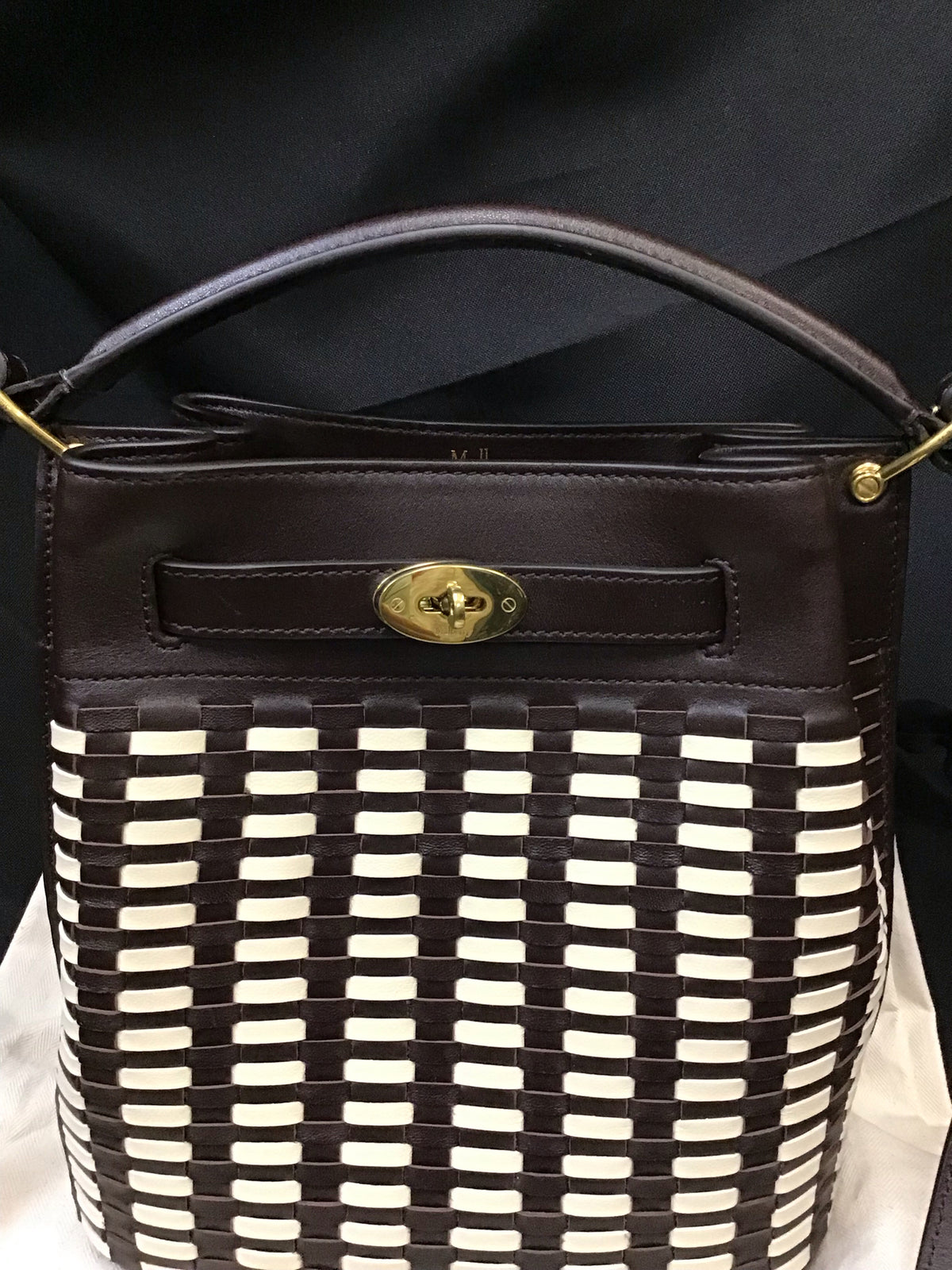 Mulberry Islington woven leather bucket